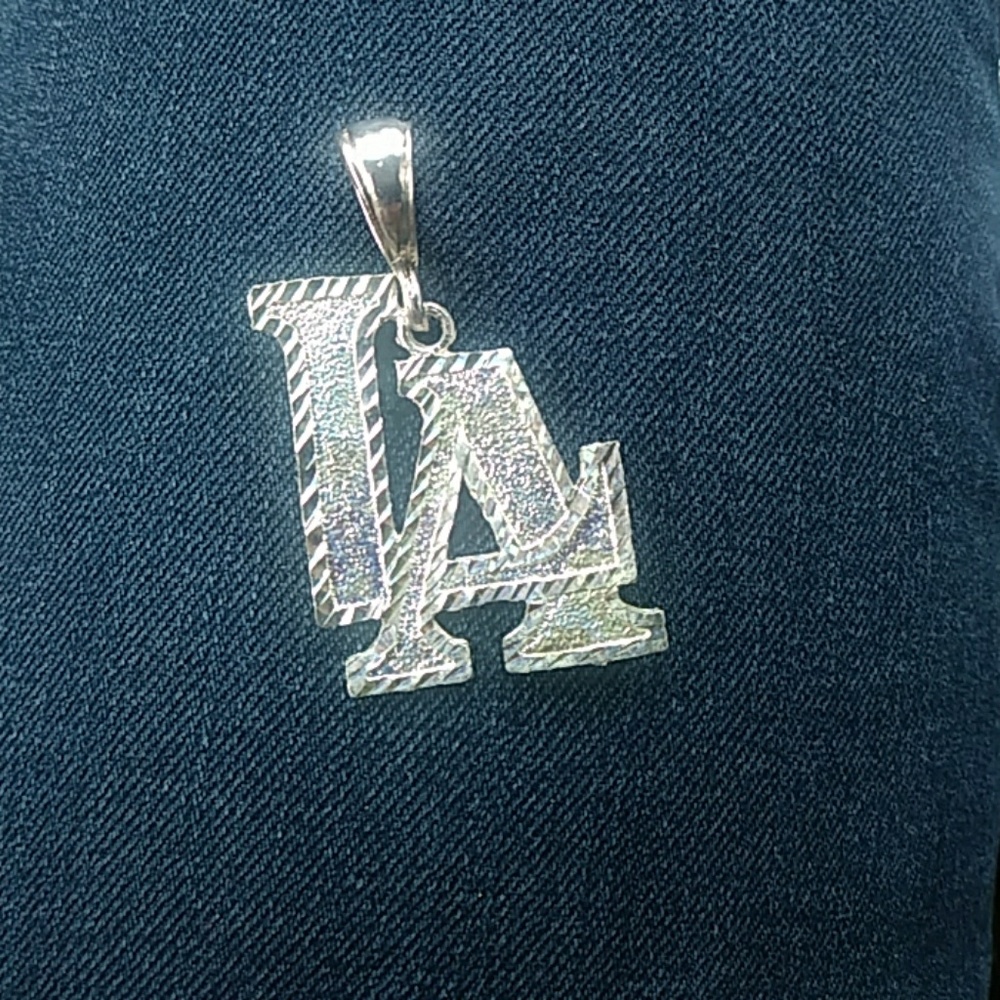 Real Silver L.A necklace pendant!